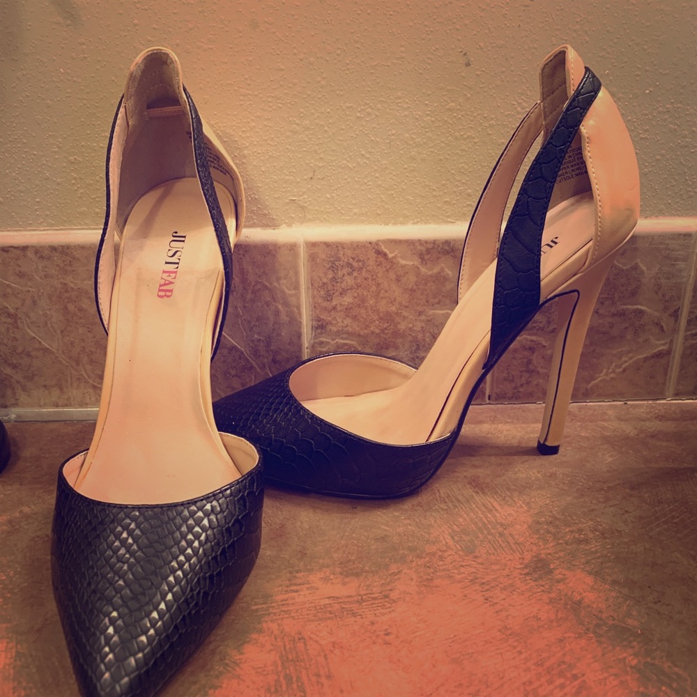 JustFab size 9